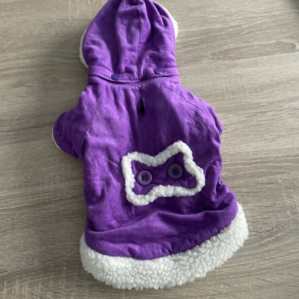 NWOT east side collection Sherpa dog jacket - Picture 2 of 3